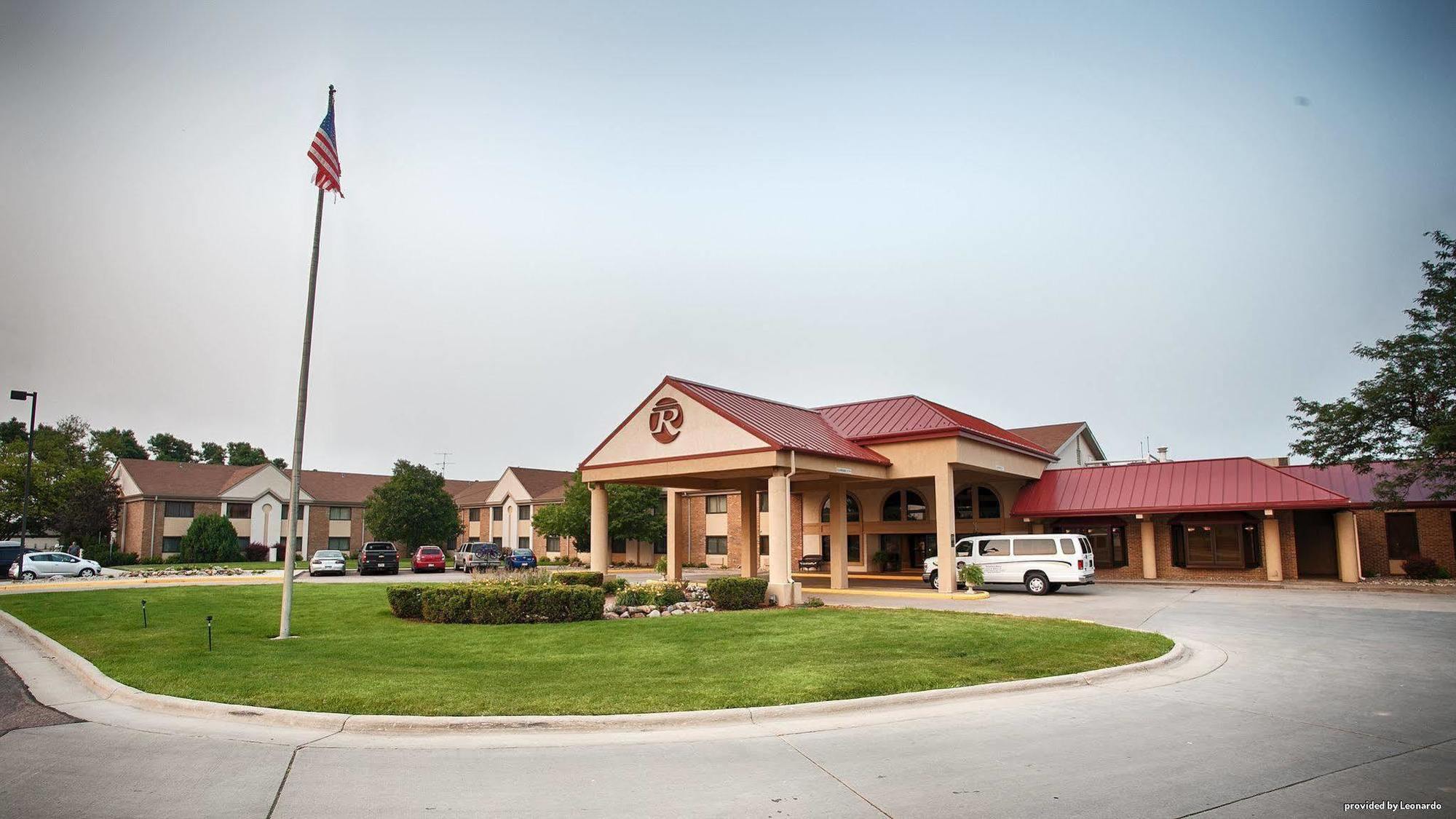 Best Western Plus Ramkota Hotel Sioux Falls Exterior foto